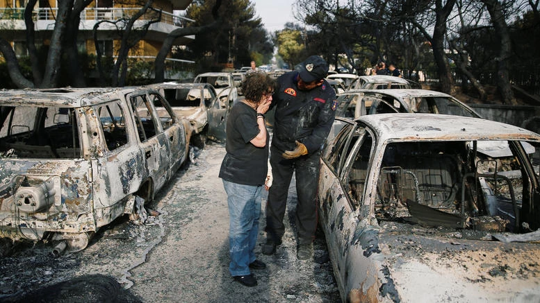 Ιερά Σύνοδος: Οικονομική βοήθεια σε 300 πυροπαθείς οικογένειες